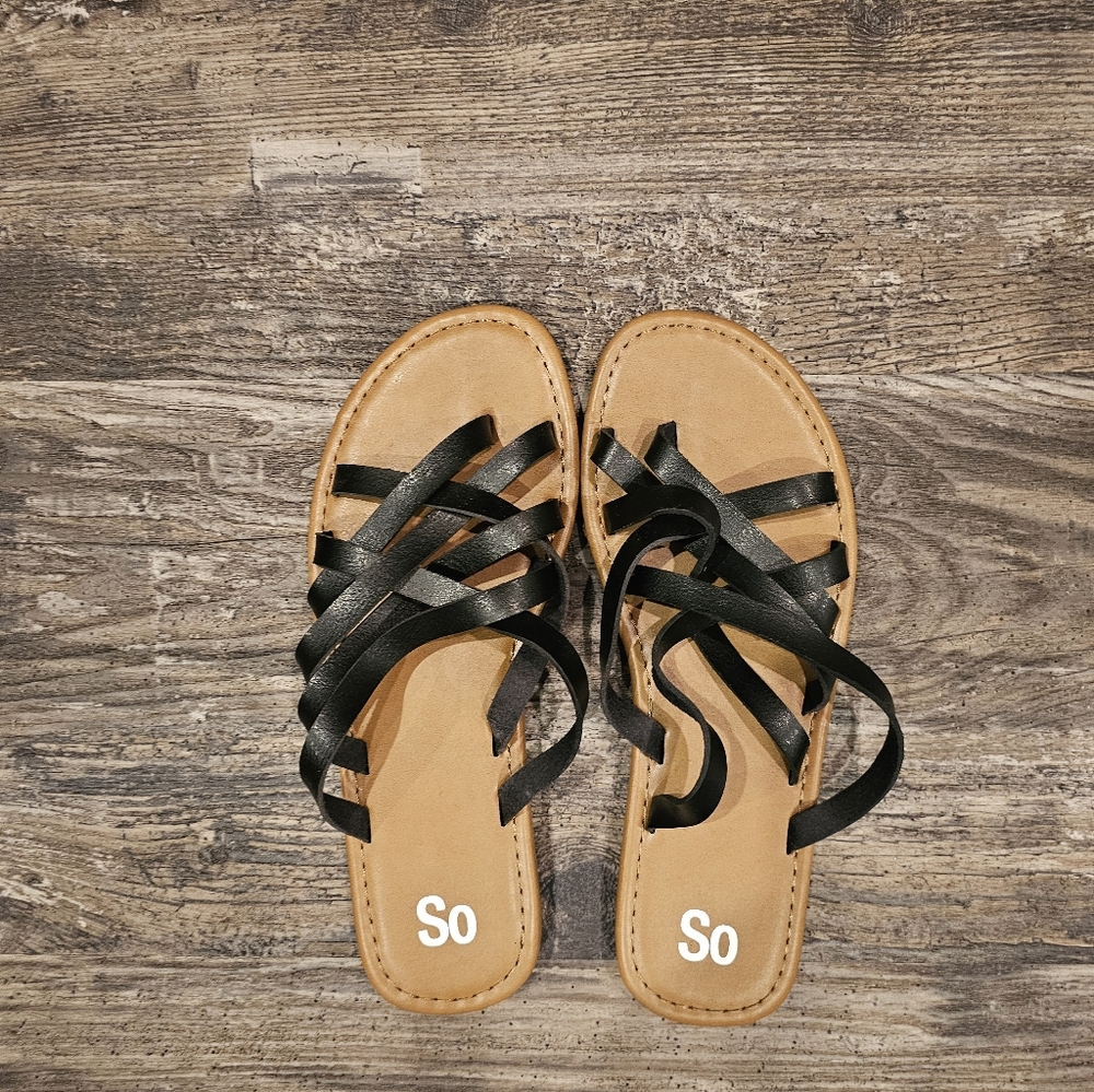 SO Women's Black and Tan Strappy Sandals